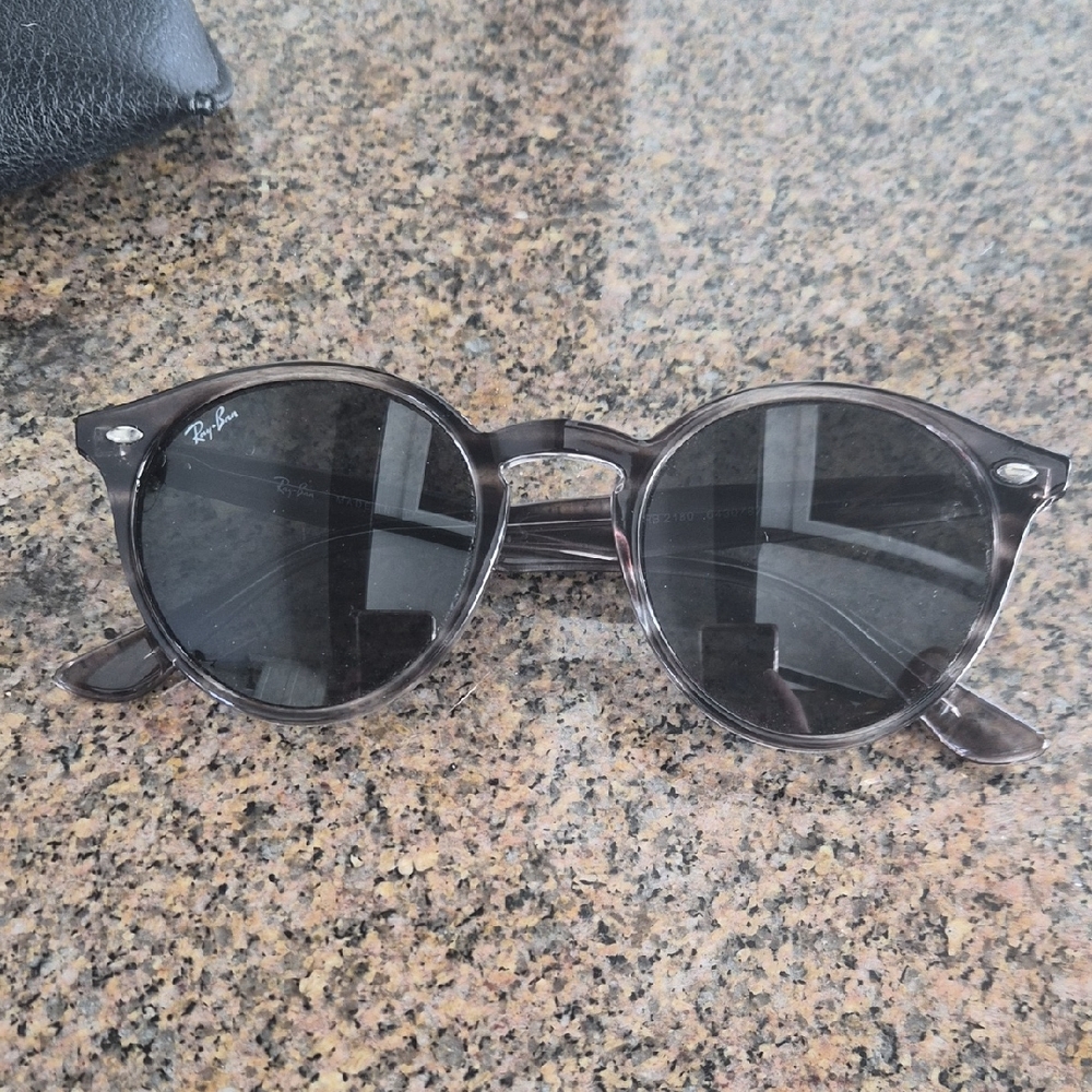 Ray-Ban Sun Glasses